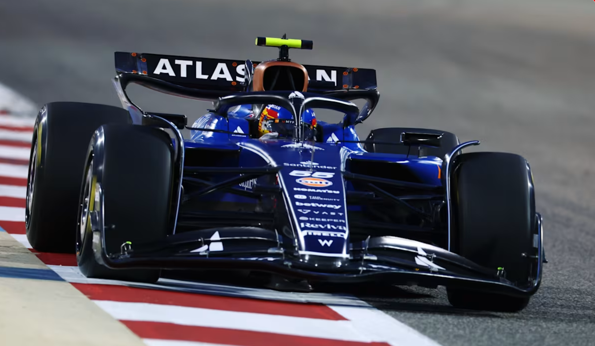 开云体育下载-红牛车队逆转迈凯伦，塞恩斯统治全场