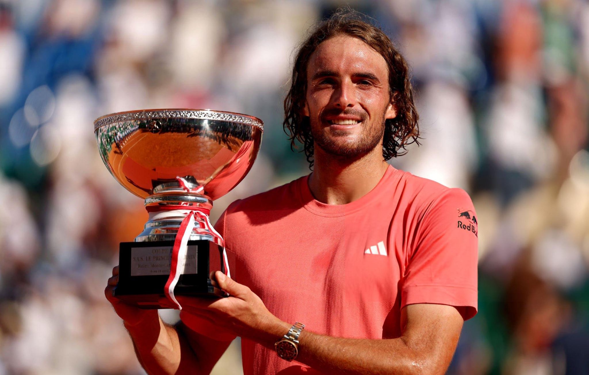 开云体育登录-联合杯横扫年终总决赛，西西帕斯惊艳四座