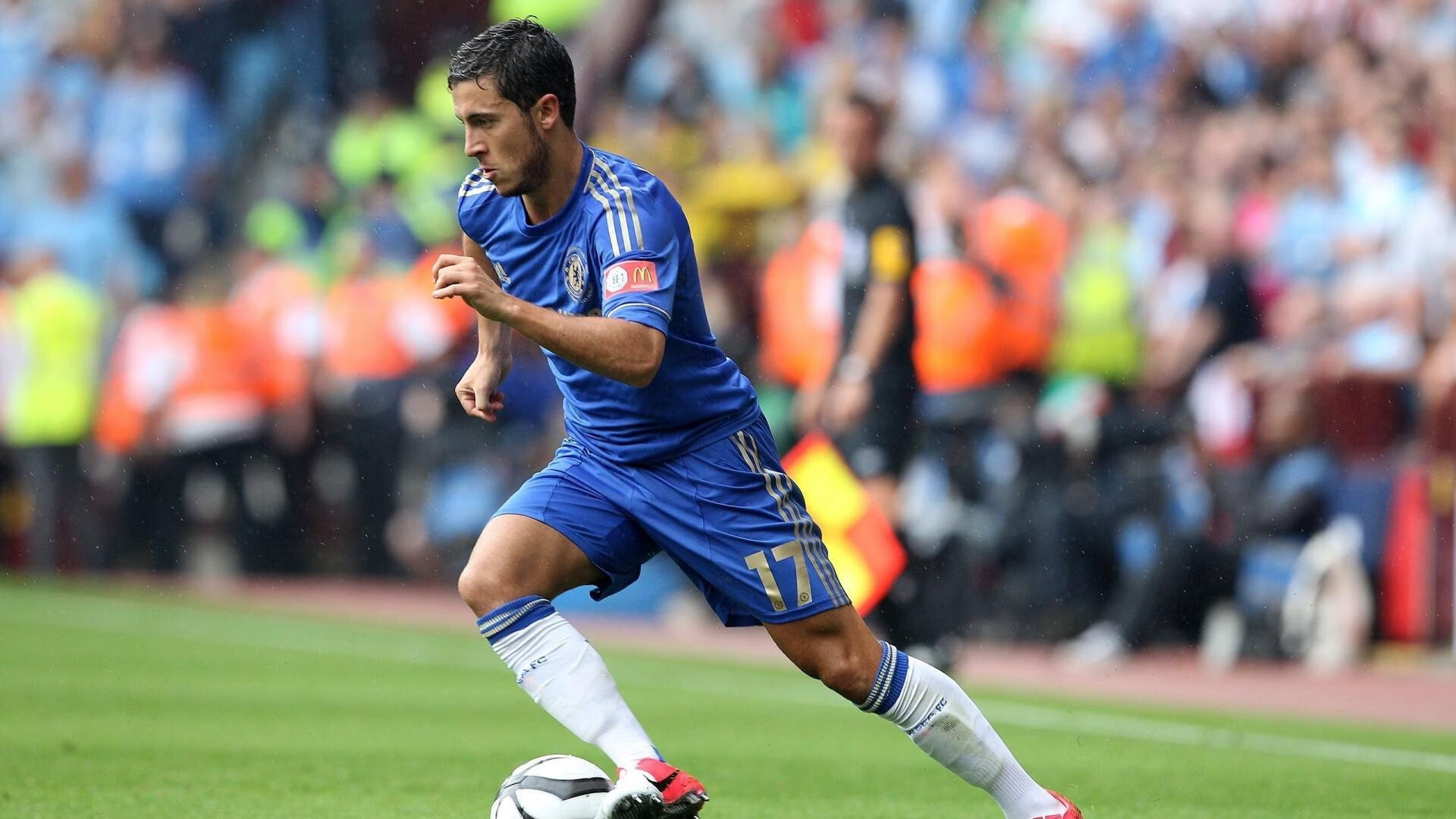 从巴格达到蒙特雷，当足球跨越战火与国界