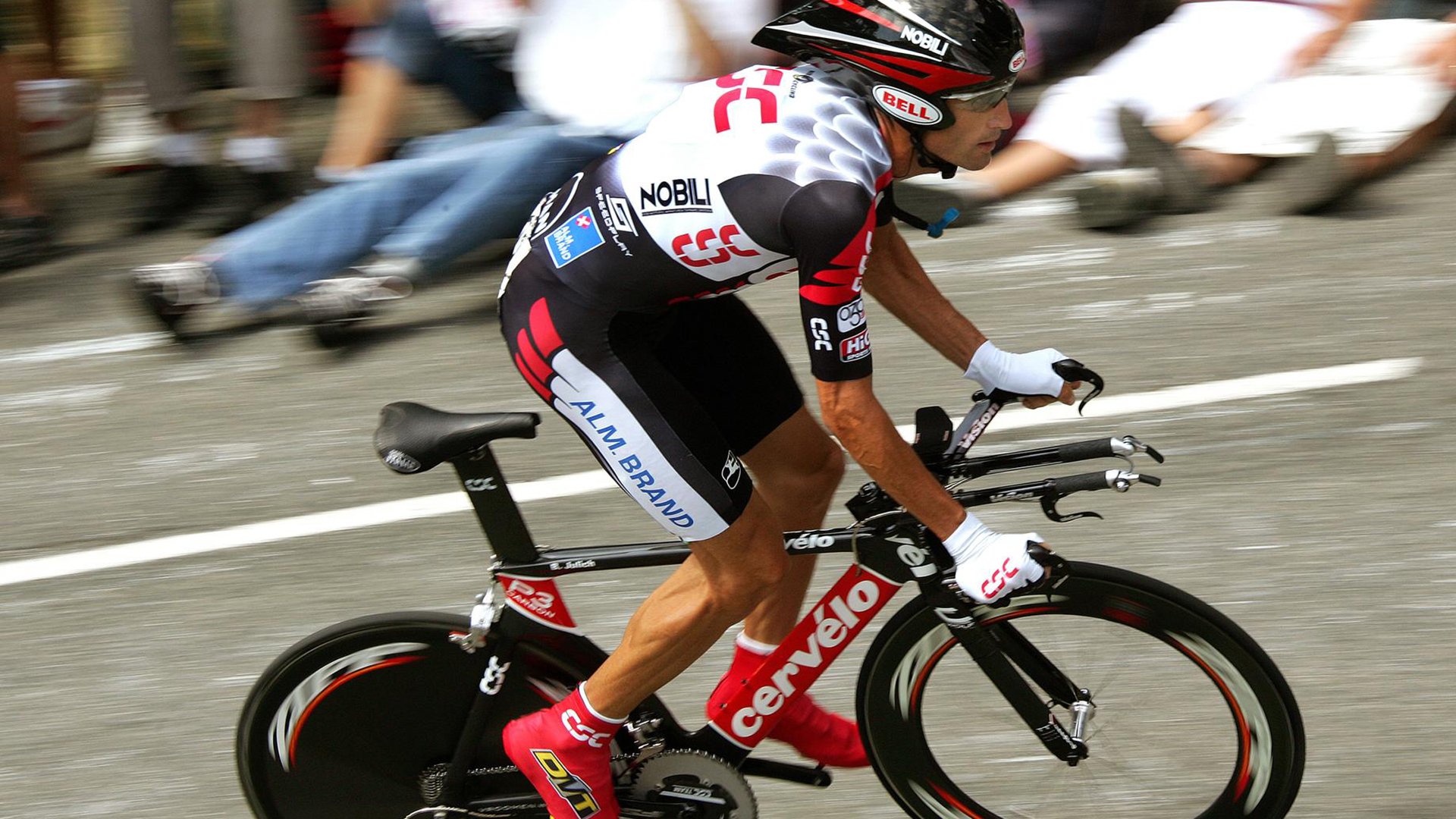 开云体育中国-巴拉圭制霸秘鲁，德布劳内成为关键先生，南美足坛的权力游戏与欧洲大脑的降维打击